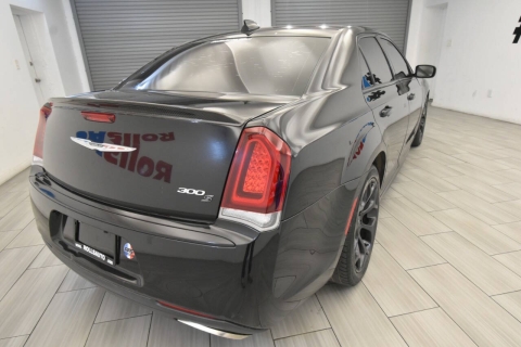 2019 Chrysler 300 S 4dr Sedan
