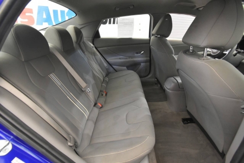 2023 Hyundai Elantra SEL 4dr Sedan