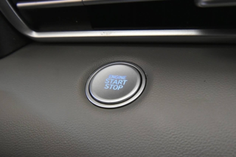 2023 Hyundai Elantra SEL 4dr Sedan