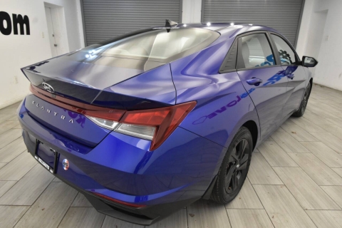 2023 Hyundai Elantra SEL 4dr Sedan