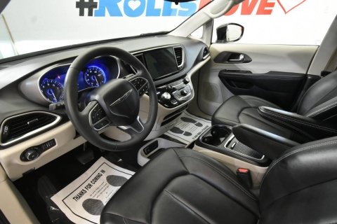 2024 Chrysler Pacifica Touring L 4dr Mini Van