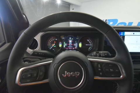 2025 Jeep Wrangler Sahara 4xe 4x4 4dr SUV
