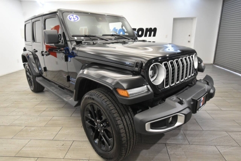 2025 Jeep Wrangler Sahara 4xe 4x4 4dr SUV