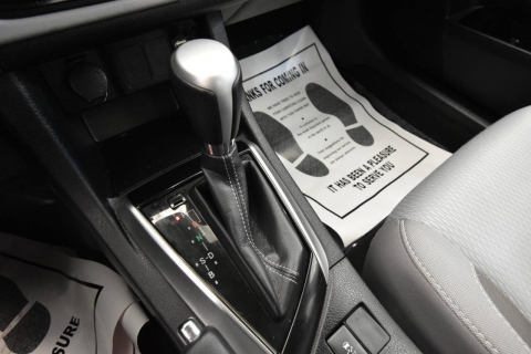 2017 Toyota Corolla LE 4dr Sedan