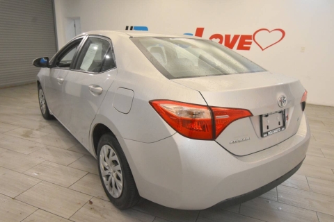 2017 Toyota Corolla LE 4dr Sedan