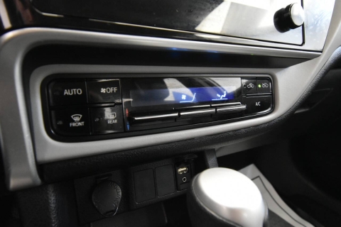 2017 Toyota Corolla LE 4dr Sedan