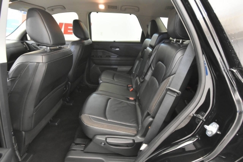 2024 Nissan Pathfinder SL AWD 4dr SUV