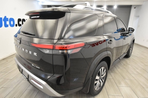 2024 Nissan Pathfinder SL AWD 4dr SUV