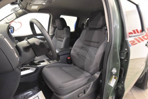 2025 Nissan Frontier SV 4x2 4dr Crew Cab 5 ft. SB