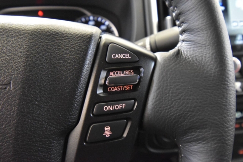 2025 Nissan Frontier SV 4x2 4dr Crew Cab 5 ft. SB