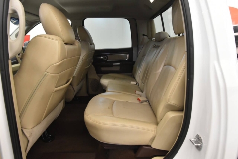 2015 RAM 1500 Laramie 4x4 4dr Crew Cab 5.5 ft. SB Pickup