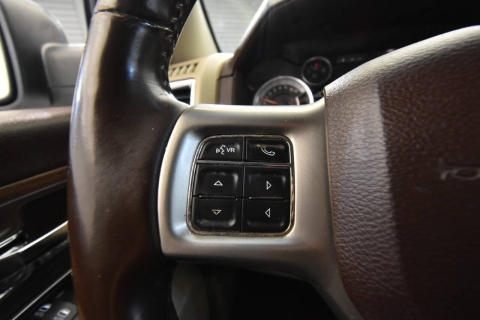 2015 RAM 1500 Laramie 4x4 4dr Crew Cab 5.5 ft. SB Pickup