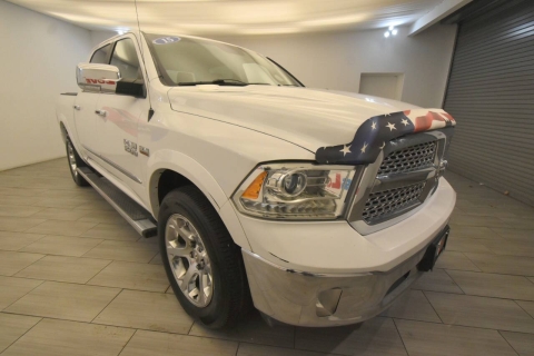 2015 RAM 1500 Laramie 4x4 4dr Crew Cab 5.5 ft. SB Pickup