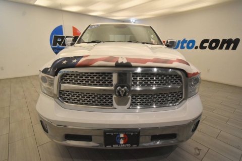 2015 RAM 1500 Laramie 4x4 4dr Crew Cab 5.5 ft. SB Pickup