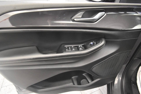 2023 Jeep Grand Cherokee L Altitude 4x4 4dr SUV