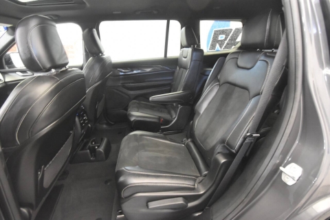 2023 Jeep Grand Cherokee L Altitude 4x4 4dr SUV