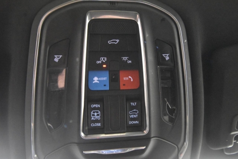 2023 Jeep Grand Cherokee L Altitude 4x4 4dr SUV