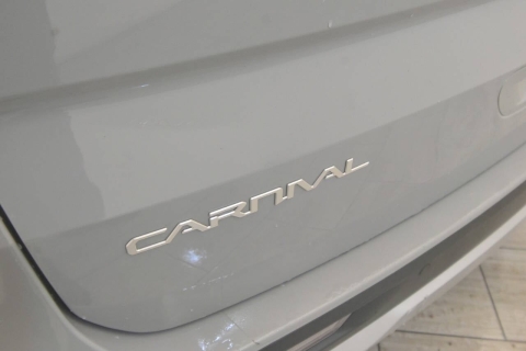 2024 Kia Carnival EX 4dr Mini Van