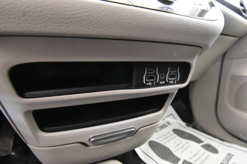 2023 Chrysler Voyager LX 4dr Mini Van