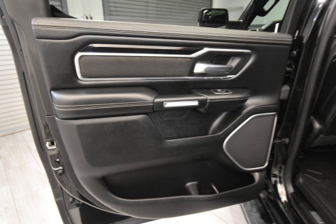 2020 RAM 1500 Laramie 4x4 4dr Crew Cab 6.4 ft. SB Pickup