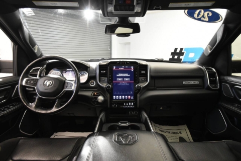 2020 RAM 1500 Laramie 4x4 4dr Crew Cab 6.4 ft. SB Pickup