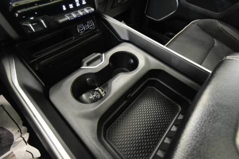 2020 RAM 1500 Laramie 4x4 4dr Crew Cab 6.4 ft. SB Pickup