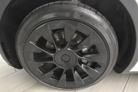 2023 Tesla Model Y Base AWD 4dr Crossover