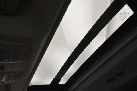 2022 Mazda CX-5 2.5 S Preferred AWD 4dr SUV