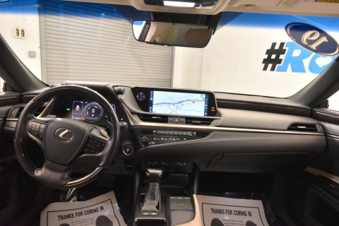 2019 Lexus ES 300h Base 4dr Sedan