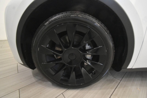 2023 Tesla Model Y Long Range AWD 4dr Crossover