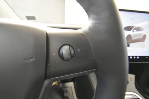 2023 Tesla Model Y Long Range AWD 4dr Crossover