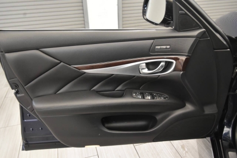 2016 Infiniti Q70L 3.7 AWD 4dr Sedan