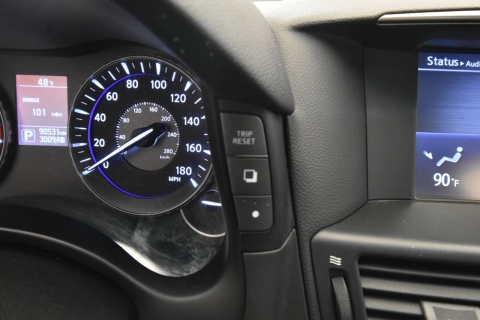 2016 Infiniti Q70L 3.7 AWD 4dr Sedan