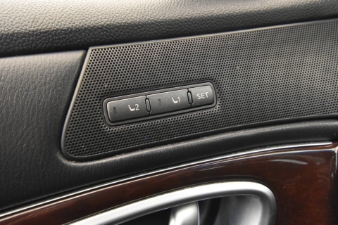 2016 Infiniti Q70L 3.7 AWD 4dr Sedan