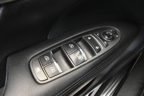 2016 Infiniti Q70L 3.7 AWD 4dr Sedan