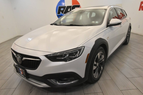 2018 Buick Regal TourX Essence AWD 4dr Wagon