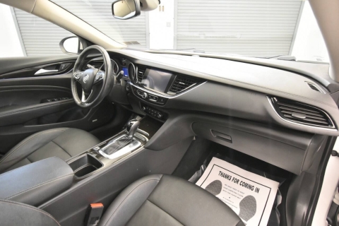 2018 Buick Regal TourX Essence AWD 4dr Wagon