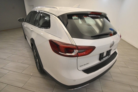 2018 Buick Regal TourX Essence AWD 4dr Wagon