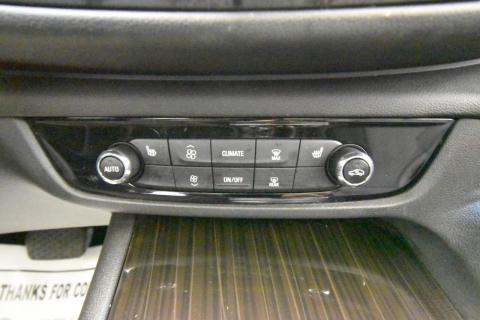 2018 Buick Regal TourX Essence AWD 4dr Wagon