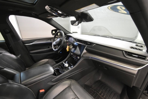 2022 Jeep Grand Cherokee L Overland 4x4 4dr SUV