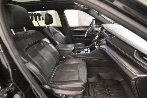 2022 Jeep Grand Cherokee L Overland 4x4 4dr SUV