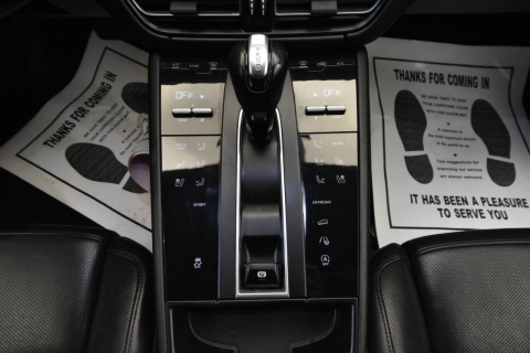 2022 Porsche Macan Base AWD 4dr SUV