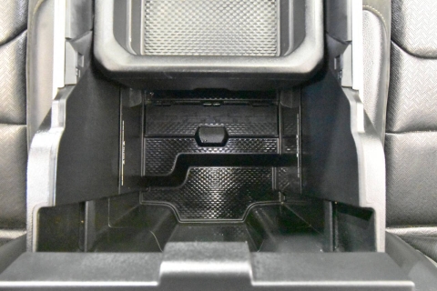 2019 RAM 1500 Laramie 4x4 4dr Crew Cab 5.6 ft. SB Pickup