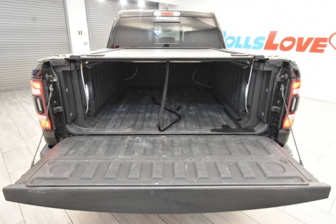 2019 RAM 1500 Laramie 4x4 4dr Crew Cab 5.6 ft. SB Pickup