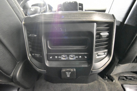 2021 RAM 1500 Limited 4x4 4dr Crew Cab 5.6 ft. SB Pickup