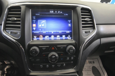 2017 Jeep Grand Cherokee Laredo 4x4 4dr SUV