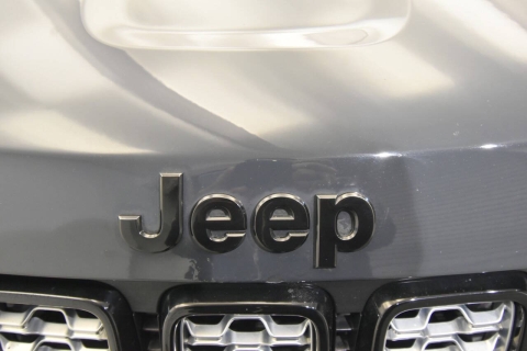 2017 Jeep Grand Cherokee Laredo 4x4 4dr SUV