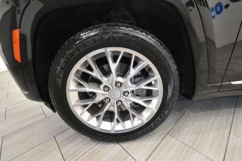 2021 Jeep Grand Cherokee L Summit 4x4 4dr SUV