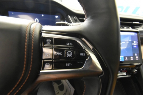 2021 Jeep Grand Cherokee L Summit 4x4 4dr SUV