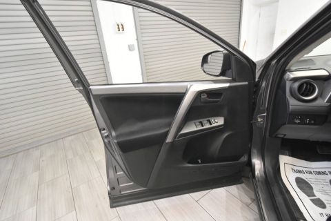 2017 Toyota RAV4 LE AWD 4dr SUV